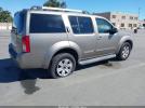 Nissan Pathfinder Le Image 2