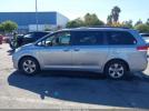 Toyota Sienna Le V6 8 Passenger Image 10