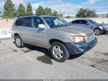  Salvage Toyota Highlander