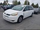 Toyota Sienna Le Image 11