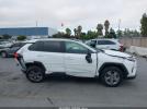 Toyota RAV4 Le Image 10