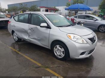  Salvage Nissan Versa