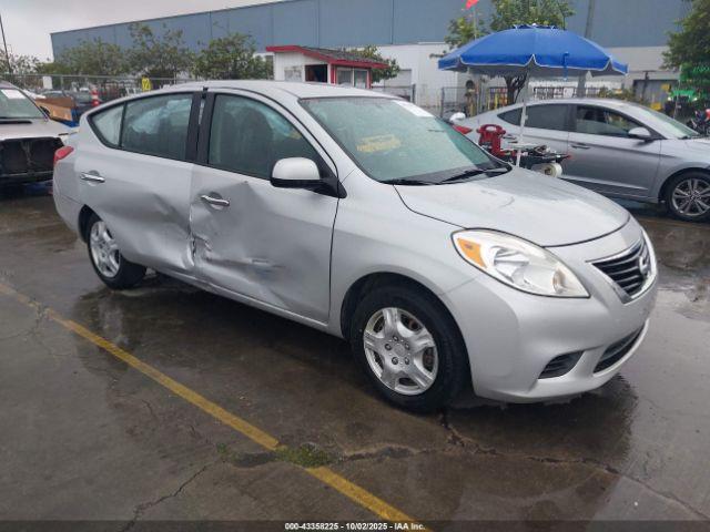  Salvage Nissan Versa
