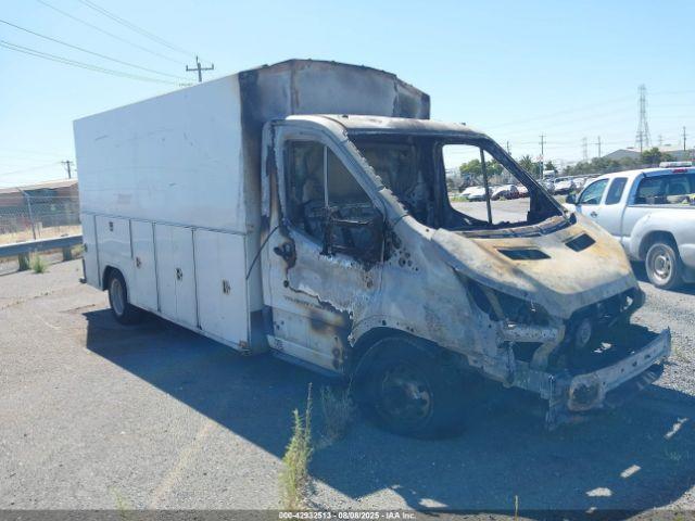  Salvage Ford Transit