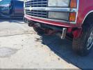 Chevrolet Suburban C1500 Image 4