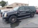 Cadillac Escalade Standard Image 4