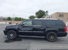 Cadillac Escalade Standard Image 9