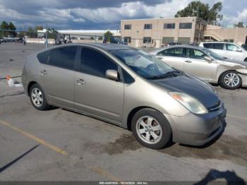  Salvage Toyota Prius