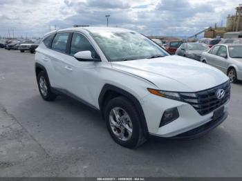  Salvage Hyundai TUCSON