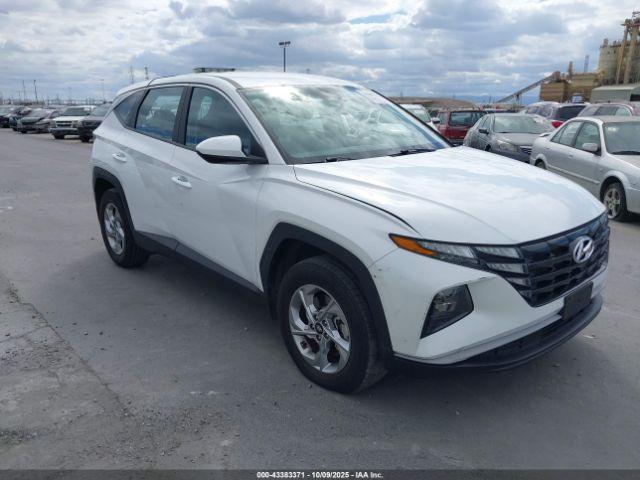  Salvage Hyundai TUCSON