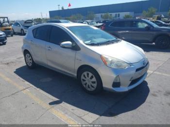  Salvage Toyota Prius c
