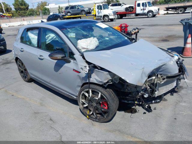  Salvage Volkswagen Golf