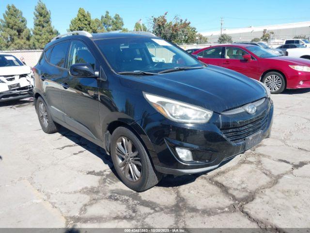  Salvage Hyundai TUCSON