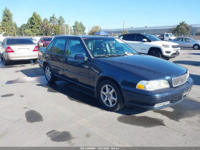  Salvage Volvo S70