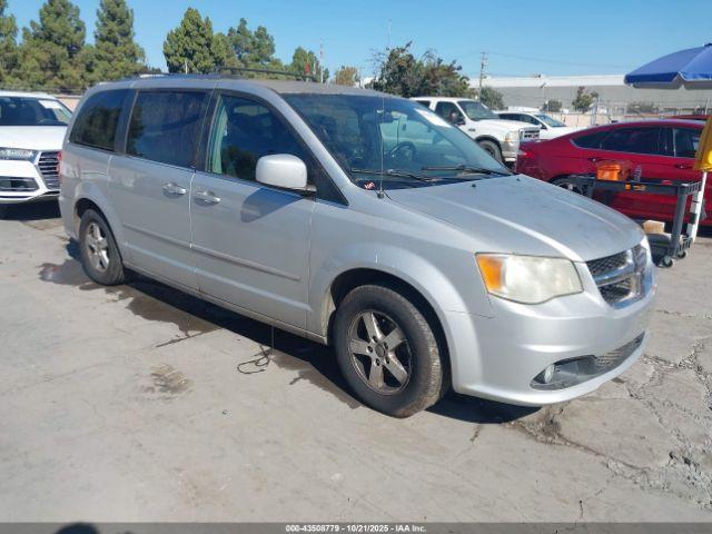  Salvage Dodge Grand Caravan