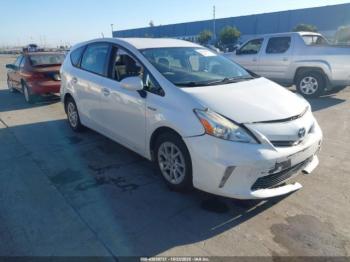  Salvage Toyota Prius v