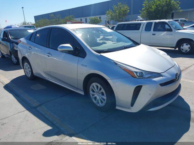  Salvage Toyota Prius