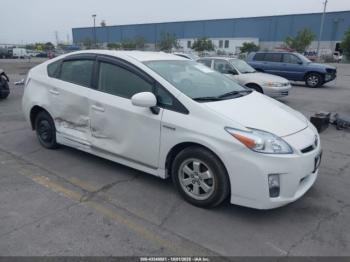 Salvage Toyota Prius
