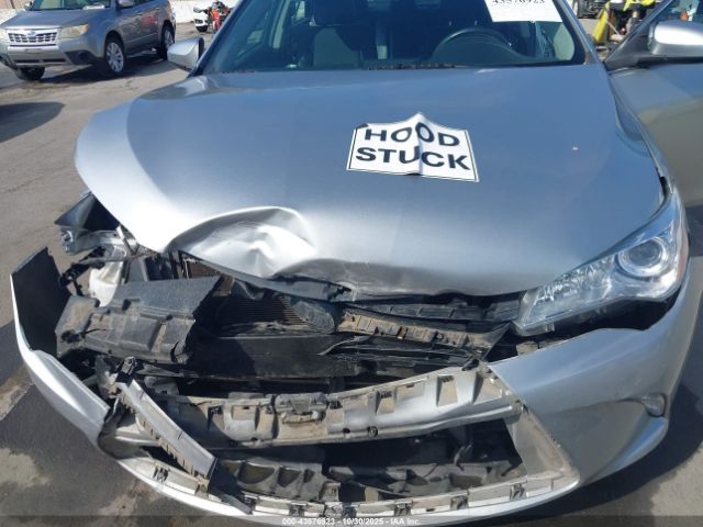 Toyota Camry Se Image 5