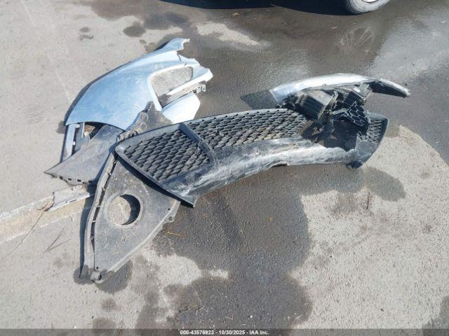 Toyota Camry Se Image 15