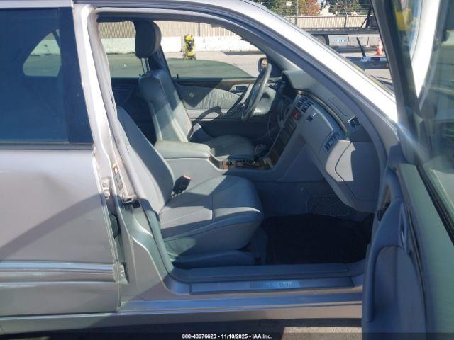 Mercedes-Benz E-Class Special Edition Image 9