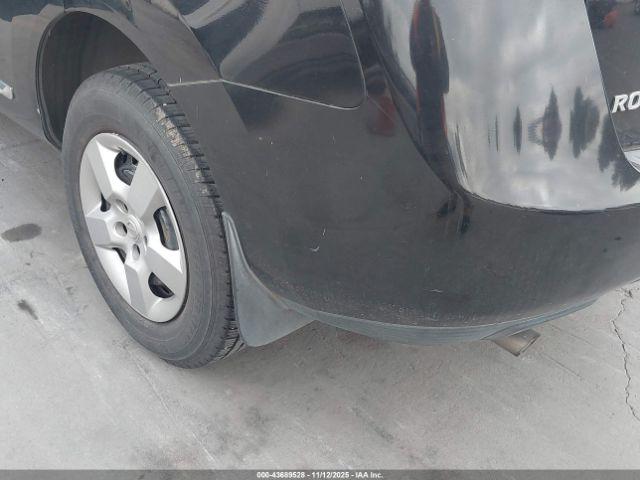 Nissan Rogue S Image 10