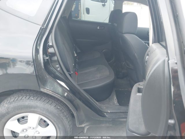 Nissan Rogue S Image 11