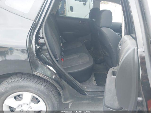 Nissan Rogue S Image 11