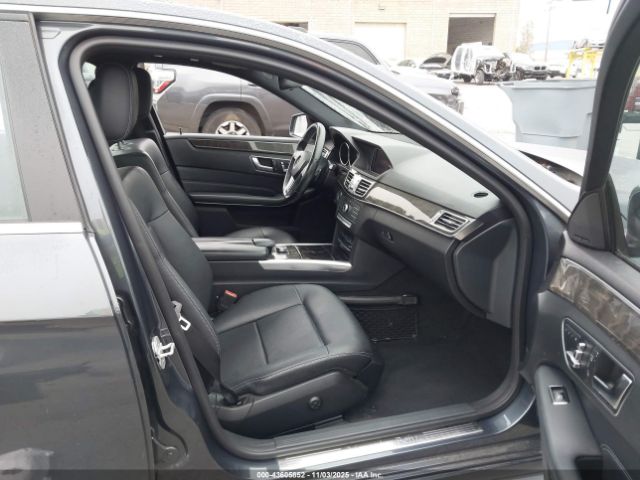 Mercedes-Benz E-Class Image 2