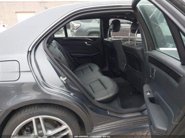 Mercedes-Benz E-Class Image 4