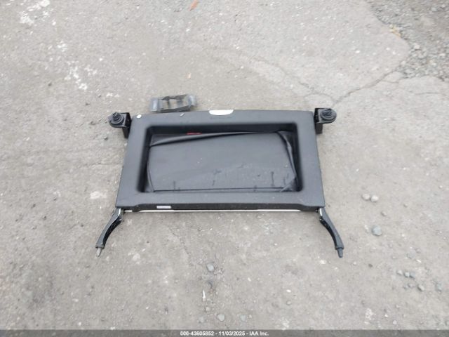 Mercedes-Benz E-Class Image 7