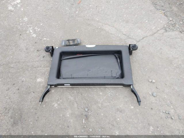 Mercedes-Benz E-Class Image 7