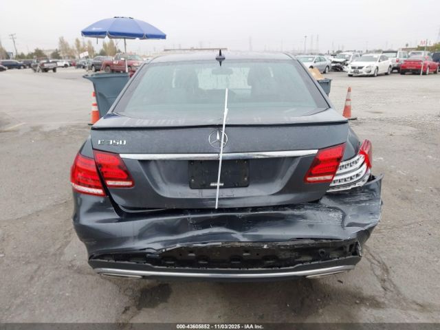 Mercedes-Benz E-Class Image 14