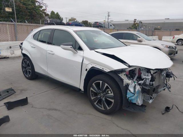  Salvage Lexus Ux