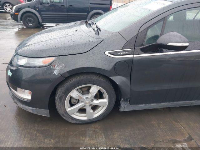 Chevrolet Volt Image 4