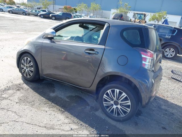 Scion iQ Image 5