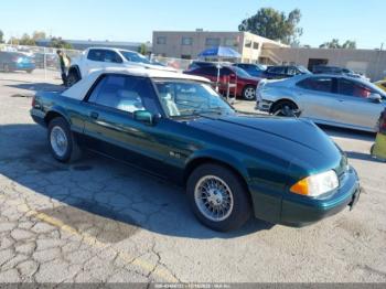  Salvage Ford Mustang