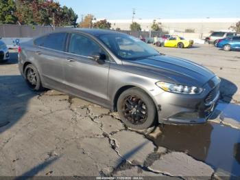  Salvage Ford Fusion