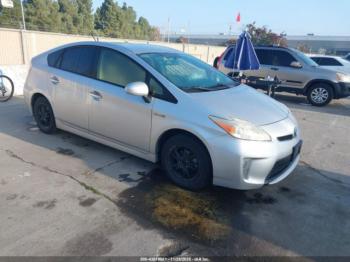  Salvage Toyota Prius