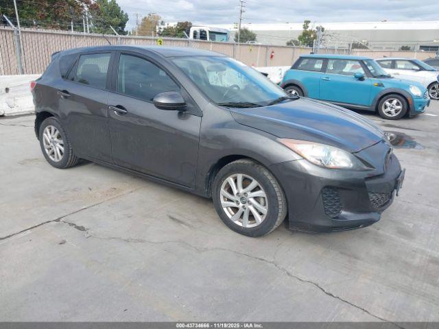  Salvage Mazda Mazda3