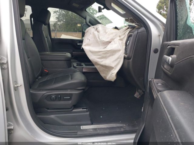 Chevrolet Silverado 3500 4wd  Standard Bed Ltz Image 2