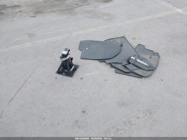 Chevrolet Silverado 3500 4wd  Standard Bed Ltz Image 9