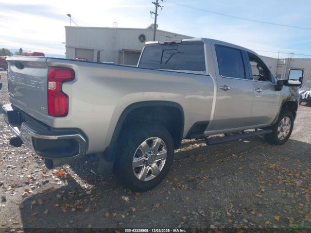 Chevrolet Silverado 3500 4wd  Standard Bed Ltz Image 11