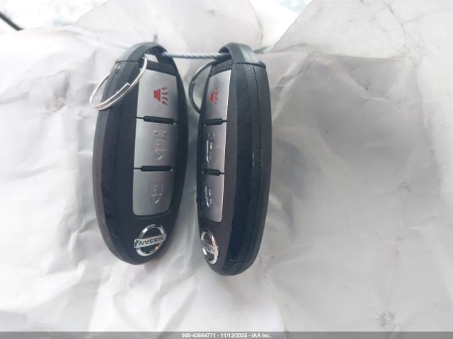 Nissan Rogue S Fwd Image 13