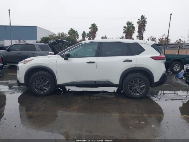 Nissan Rogue S Fwd Image 7