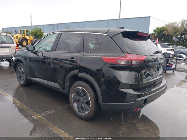 Nissan Rogue Sv Fwd Image 4