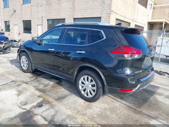 Nissan Rogue S Image 2