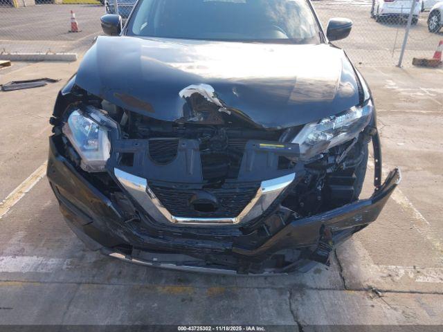 Nissan Rogue S Image 6