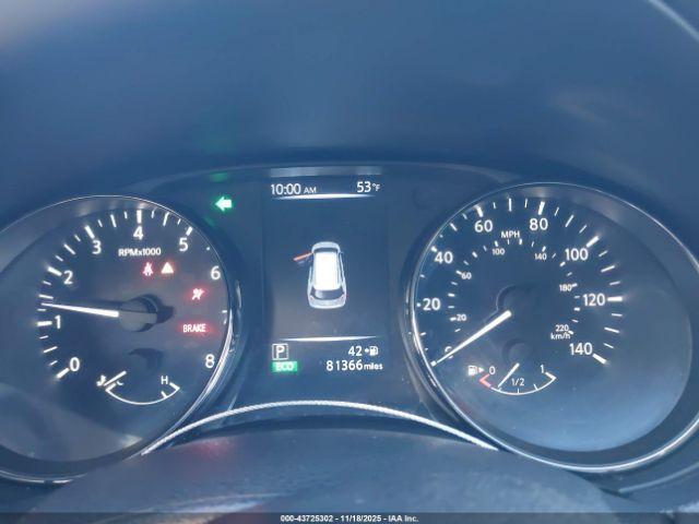 Nissan Rogue S Image 3