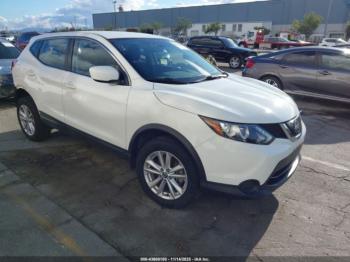  Salvage Nissan Rogue